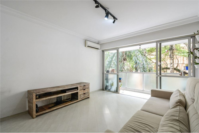 Imagem Apartamento com 2 Quartos à Venda, 108 m² em Campo Belo - São Paulo