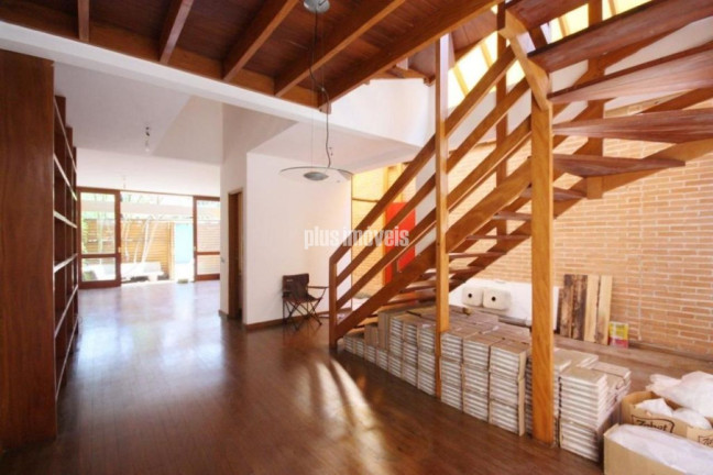 Imagem Casa com 2 Quartos à Venda, 230 m² em Jardim Paulistano - São Paulo Imagem Casa com 2 Quartos à Venda, 230 m² em Jardim Paulistano - São Paulo