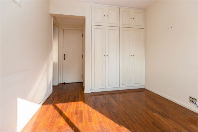 Imagem Imóvel com 1 Quarto à Venda, em Itaim Bibi - São Paulo Imagem Imóvel com 1 Quarto à Venda, em Itaim Bibi - São Paulo