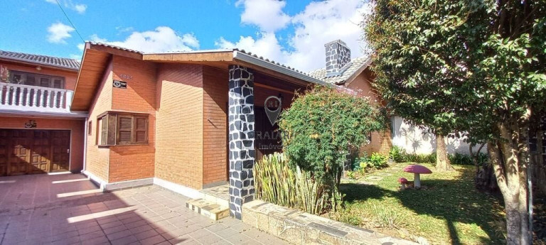 Imagem Casa com 5 Quartos à Venda,  em Rebouças - Curitiba