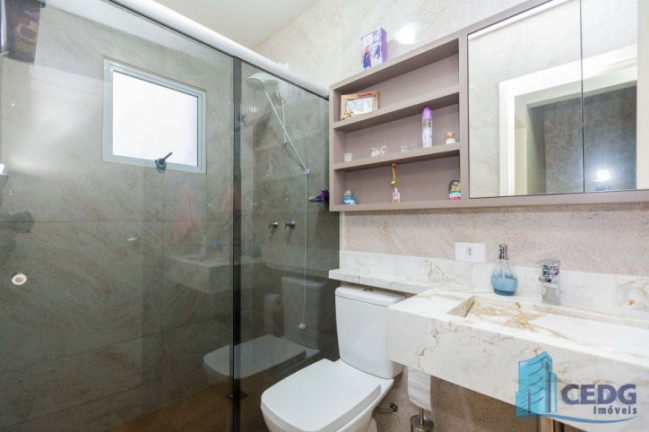 Imagem Sobrado com 3 Quartos à Venda, 180 m² em Boqueirão - Curitiba Imagem Sobrado com 3 Quartos à Venda, 180 m² em Boqueirão - Curitiba