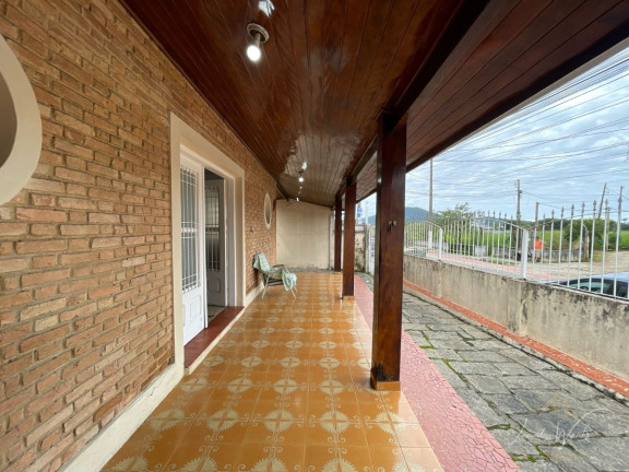 Imagem Casa com 3 Quartos à Venda, 189 m² em Centro - Ubatuba Imagem Casa com 3 Quartos à Venda, 189 m² em Centro - Ubatuba
