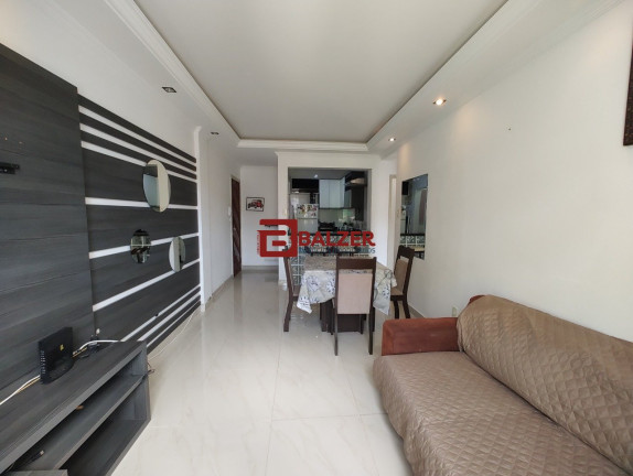 Imagem Apartamento com 2 Quartos à Venda, 66 m² em Centro - Florianópolis Imagem Apartamento com 2 Quartos à Venda, 66 m² em Centro - Florianópolis