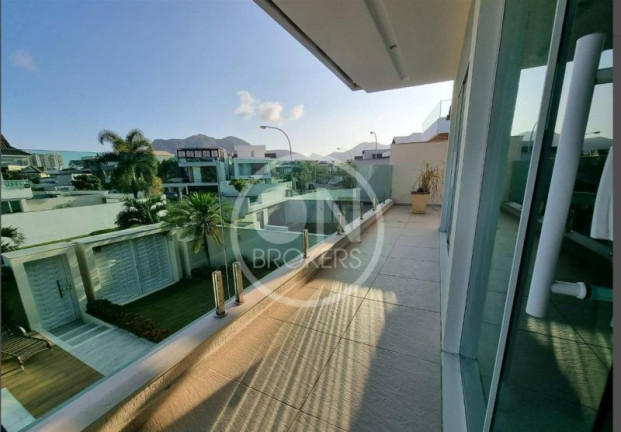 Imagem Casa com 4 Quartos à Venda, 390 m² em Vargem Grande - Rio De Janeiro Imagem Casa com 4 Quartos à Venda, 390 m² em Vargem Grande - Rio De Janeiro