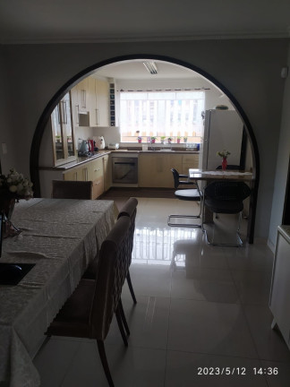 Imagem Casa com 3 Quartos à Venda, 187 m² em Bom Retiro - Joinville