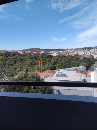 Imagem Casa com 3 Quartos à Venda, 250 m² em Jardim Ipê - Poços De Caldas Imagem Casa com 3 Quartos à Venda, 250 m² em Jardim Ipê - Poços De Caldas
