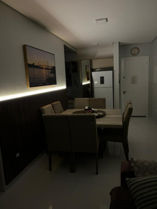 Imagem Apartamento com 2 Quartos para Alugar,  em Canasvieiras - Florianópolis