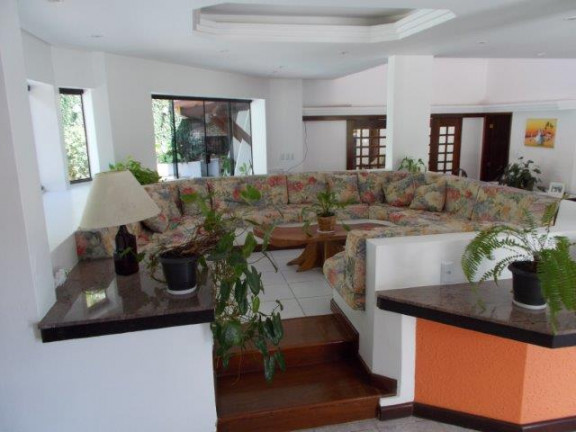 Imagem Casa com 4 Quartos à Venda, 490 m² em Pitangueiras - Lauro De Freitas Imagem Casa com 4 Quartos à Venda, 490 m² em Pitangueiras - Lauro De Freitas
