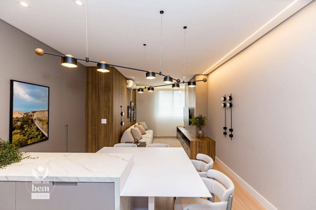 Imagem Apartamento com 2 Quartos à Venda, 61 m² em Bigorrilho - Curitiba