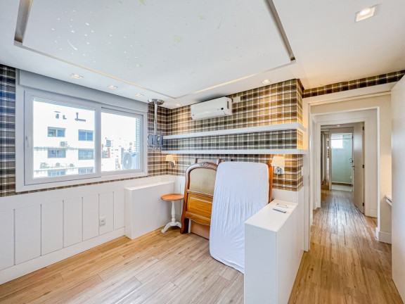 Imagem Apartamento com 3 Quartos à Venda, 120 m² em Petrópolis - Porto Alegre