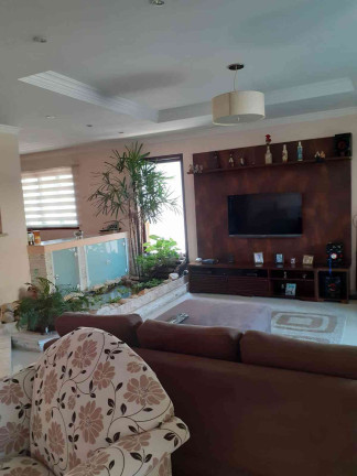 Imagem Casa com 4 Quartos à Venda, 234 m² em Aruã - Mogi Das Cruzes Imagem Casa com 4 Quartos à Venda, 234 m² em Aruã - Mogi Das Cruzes