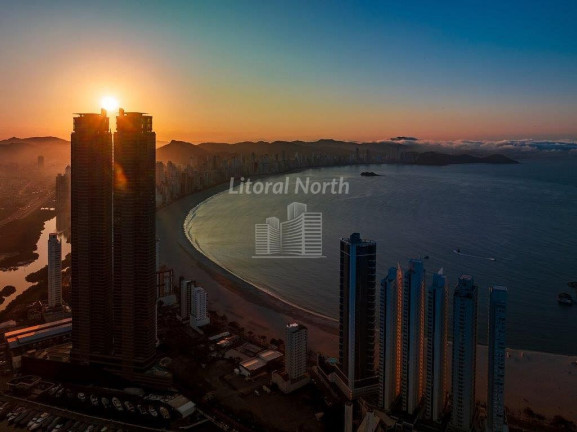Imagem Apartamento com 4 Quartos à Venda, 261 m² em Barra Sul - Balneário Camboriú Imagem Apartamento com 4 Quartos à Venda, 261 m² em Barra Sul - Balneário Camboriú