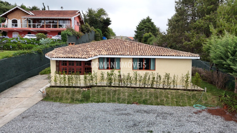 Imagem Casa com 4 Quartos à Venda, 222 m² em Região Do Alto Da Vila Inglesa - Campos Do Jordão Imagem Casa com 4 Quartos à Venda, 222 m² em Região Do Alto Da Vila Inglesa - Campos Do Jordão