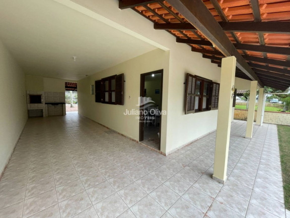 Imagem Casa com 3 Quartos à Venda, 124 m² em Barra Do Sai - Itapoá