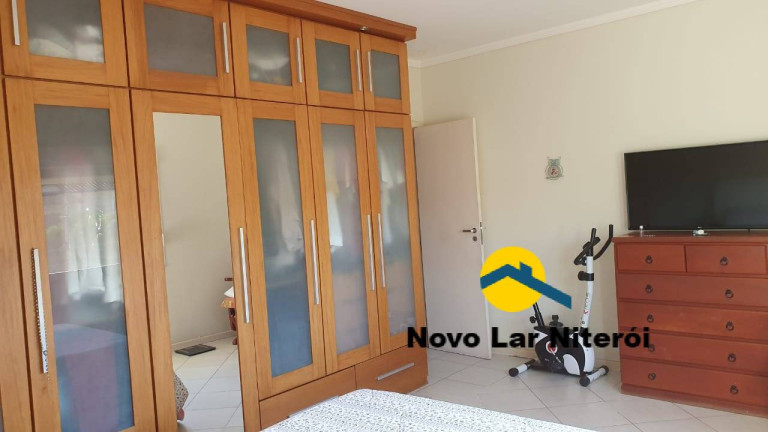 Imagem Casa com 5 Quartos à Venda, 280 m² em Piratininga - Niterói