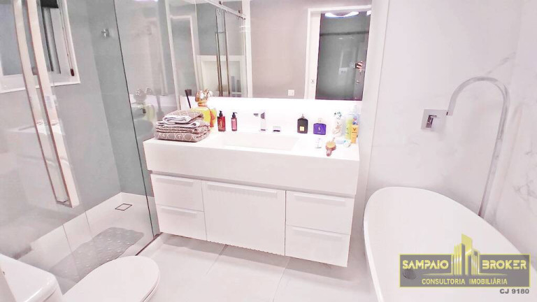 Imagem Apartamento com 5 Quartos à Venda, em Ipanema - Rio De Janeiro Imagem Apartamento com 5 Quartos à Venda, em Ipanema - Rio De Janeiro