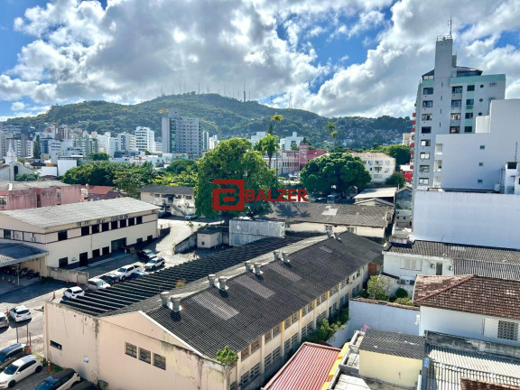 Imagem Apartamento com 3 Quartos à Venda, 117 m² em Centro - Florianópolis Imagem Apartamento com 3 Quartos à Venda, 117 m² em Centro - Florianópolis