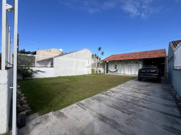 Imagem Casa com 2 Quartos à Venda, 107 m² em Barra Do Sai - Itapoá