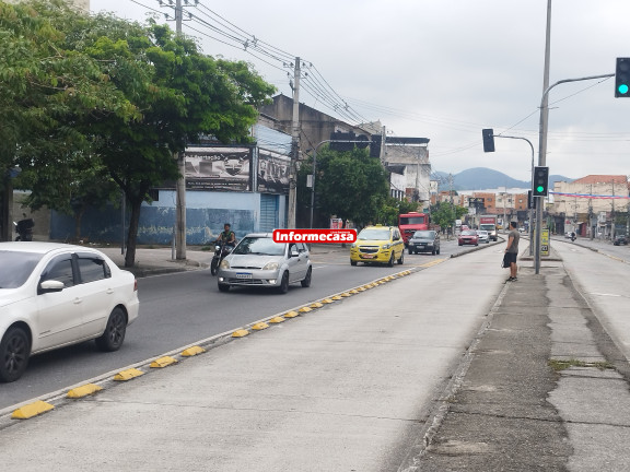Imagem Imóvel com 2 Quartos à Venda, 200 m² em Madureira - Rio De Janeiro Imagem Imóvel com 2 Quartos à Venda, 200 m² em Madureira - Rio De Janeiro
