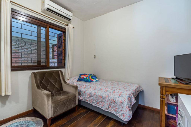 Imagem Casa com 3 Quartos à Venda, 144 m² em Jansen - Gravataí