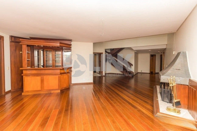 Imagem Imóvel com 4 Quartos à Venda, 360 m² em Bela Vista - Porto Alegre Imagem Imóvel com 4 Quartos à Venda, 360 m² em Bela Vista - Porto Alegre