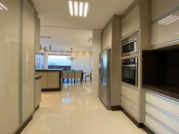 Imagem Sobrado com 5 Quartos à Venda, 300 m² em Zona Nova - Capao Da Canoa