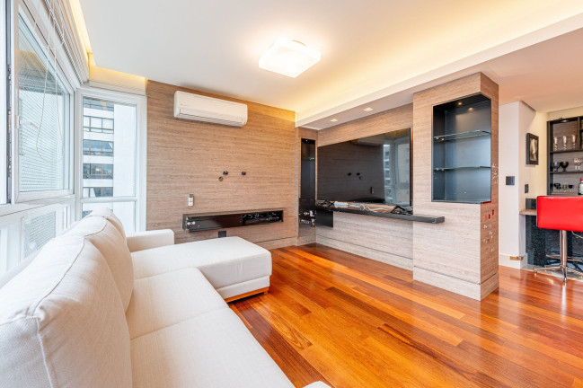 Imagem Apartamento com 3 Quartos à Venda, 112 m² em Petrópolis - Porto Alegre Imagem Apartamento com 3 Quartos à Venda, 112 m² em Petrópolis - Porto Alegre