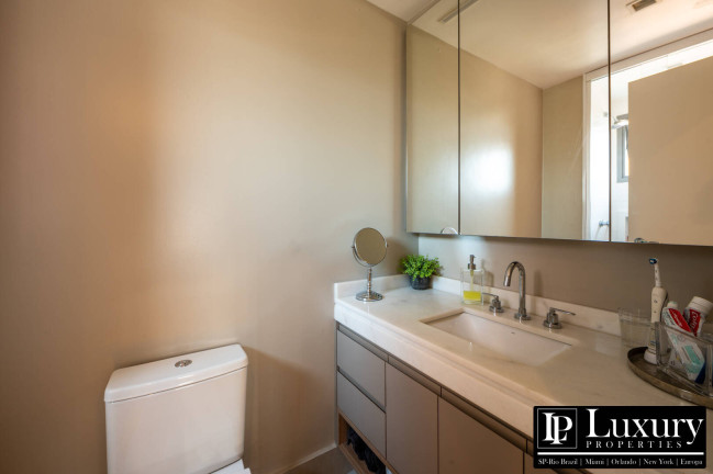 Imagem Apartamento com 1 Quarto à Venda, 71 m² em Moema - São Paulo Imagem Apartamento com 1 Quarto à Venda, 71 m² em Moema - São Paulo