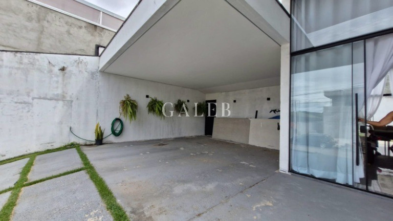Imagem Casa com 3 Quartos à Venda, 189 m² em Jardim Shangri-lá - Atibaia Imagem Casa com 3 Quartos à Venda, 189 m² em Jardim Shangri-lá - Atibaia