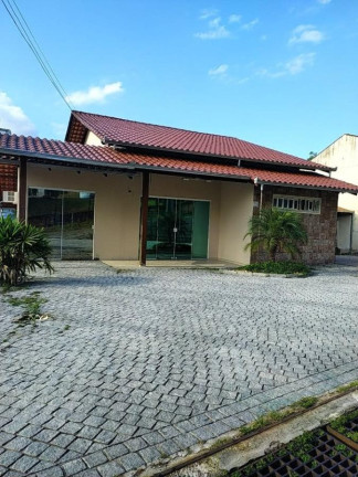Imagem Casa com 4 Quartos à Venda, 200 m² em Bom Retiro - Joinville