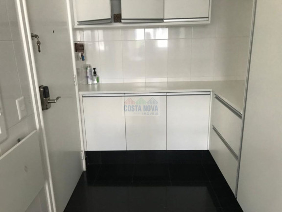 Imagem Apartamento com 3 Quartos à Venda, 300 m²