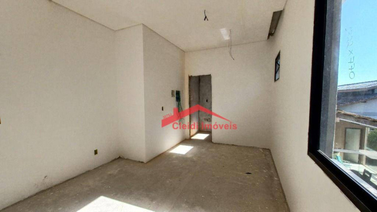 Imagem Sobrado com 3 Quartos à Venda, 218 m² em Iririú - Joinville Imagem Sobrado com 3 Quartos à Venda, 218 m² em Iririú - Joinville