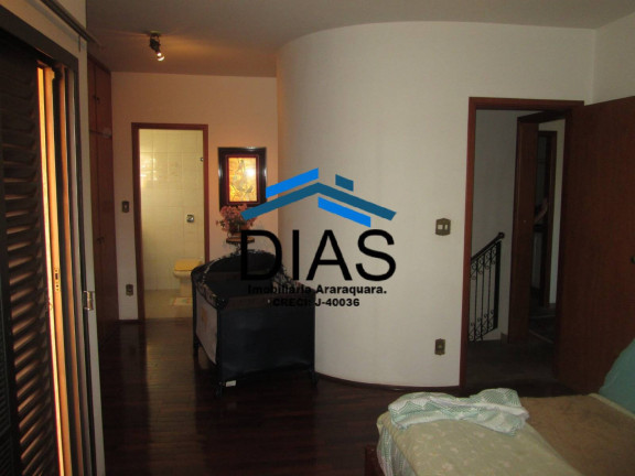 Imagem Casa com 3 Quartos à Venda, 196 m² em Vila Furlan - Araraquara Imagem Casa com 3 Quartos à Venda, 196 m² em Vila Furlan - Araraquara