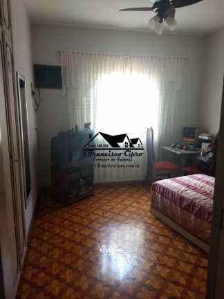 Imagem Casa com 3 Quartos à Venda, 195 m² em Vila Paraíba - Guaratinguetá Imagem Casa com 3 Quartos à Venda, 195 m² em Vila Paraíba - Guaratinguetá