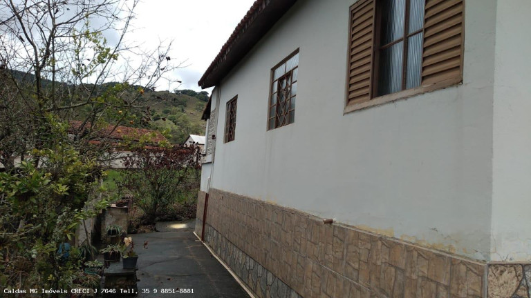 Imagem Casa com 2 Quartos à Venda, 54 m² em Pocinhos Do Rio Verde - Caldas Imagem Casa com 2 Quartos à Venda, 54 m² em Pocinhos Do Rio Verde - Caldas
