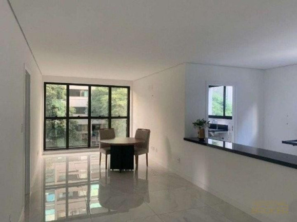 Imagem Cobertura com 3 Quartos à Venda, 220 m² em Savassi - Belo Horizonte Imagem Cobertura com 3 Quartos à Venda, 220 m² em Savassi - Belo Horizonte