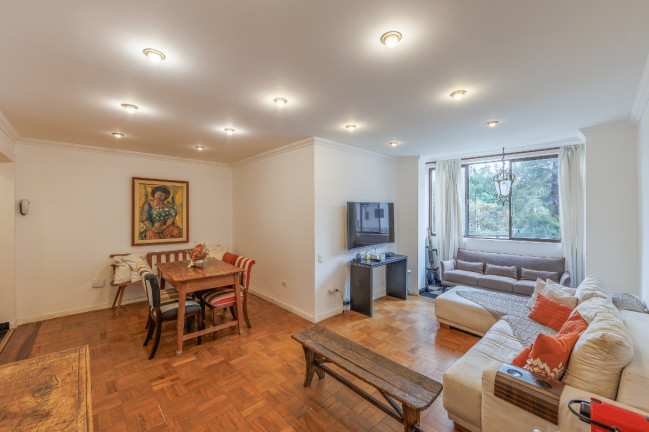 Apartamento com 2 Quartos à Venda, 77 m² em Jardim Paulista - São Paulo