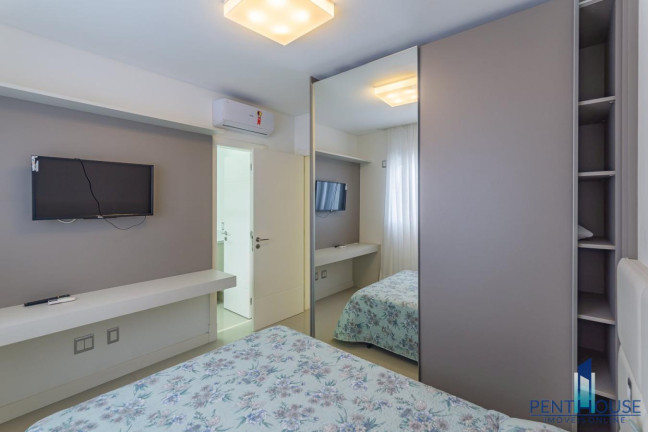 Imagem Apartamento com 3 Quartos à Venda, 128 m² em Centro - Balneário Camboriú Imagem Apartamento com 3 Quartos à Venda, 128 m² em Centro - Balneário Camboriú