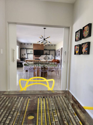 Imagem Casa de Condomínio com 5 Quartos à Venda, 328 m² em Sambaqui - Florianópolis