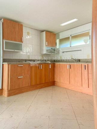 Imagem Casa com 3 Quartos à Venda, 239 m² em Itaguaçu - Florianópolis Imagem Casa com 3 Quartos à Venda, 239 m² em Itaguaçu - Florianópolis