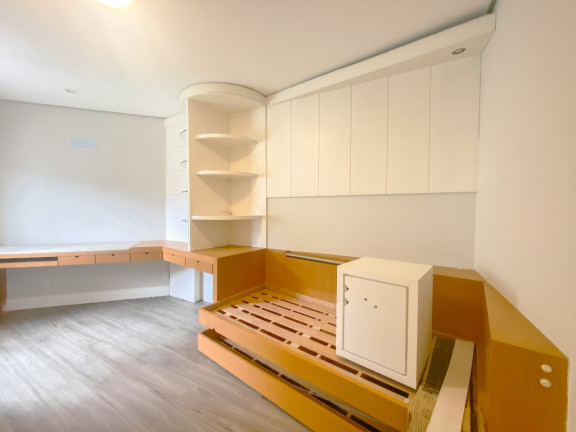 Imagem Casa com 3 Quartos à Venda, 320 m² em Coqueiros - Florianópolis