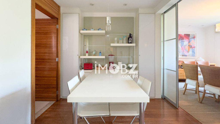 Imagem Imóvel com 3 Quartos à Venda, 220 m² em Villaggio Panamby - São Paulo Imagem Imóvel com 3 Quartos à Venda, 220 m² em Villaggio Panamby - São Paulo