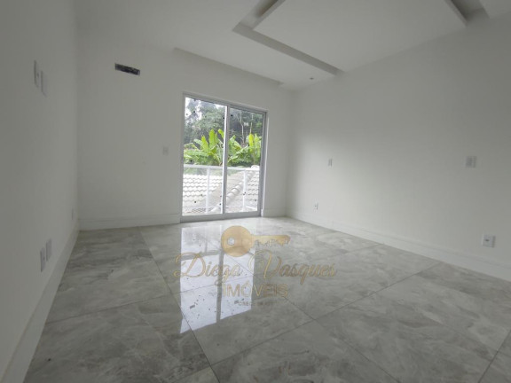 Imagem Casa com 4 Quartos à Venda, 240 m² em Green Valleiy - Teresópolis Imagem Casa com 4 Quartos à Venda, 240 m² em Green Valleiy - Teresópolis