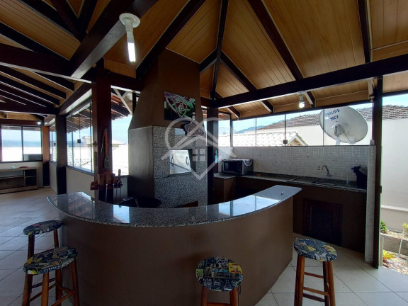 Imagem Casa com 3 Quartos à Venda, 375 m² Imagem Casa com 3 Quartos à Venda, 375 m²