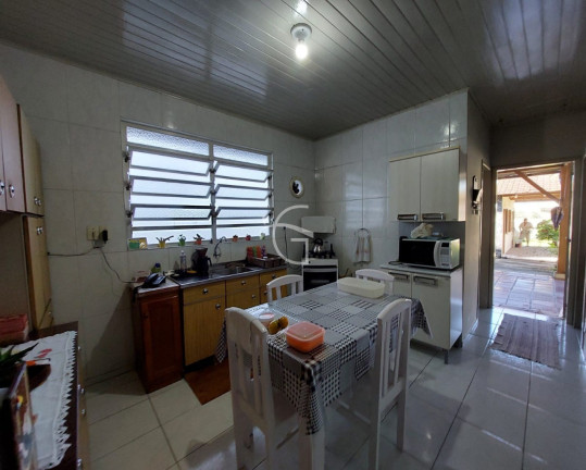 Imagem Casa com 3 Quartos à Venda, 60 m² em Glória - Joinville Imagem Casa com 3 Quartos à Venda, 60 m² em Glória - Joinville