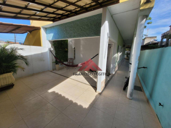 Imagem Casa com 3 Quartos à Venda, 187 m² em Trindade - São Gonçalo Imagem Casa com 3 Quartos à Venda, 187 m² em Trindade - São Gonçalo