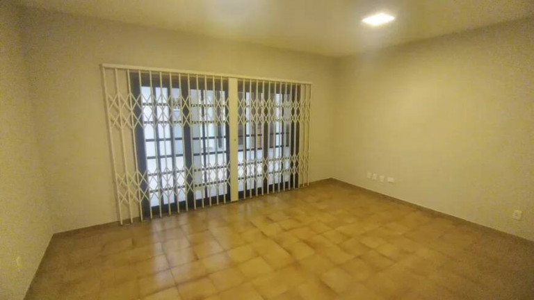 Imagem Casa com 3 Quartos para Alugar, 120 m² em Centro - Balneário Camboriú