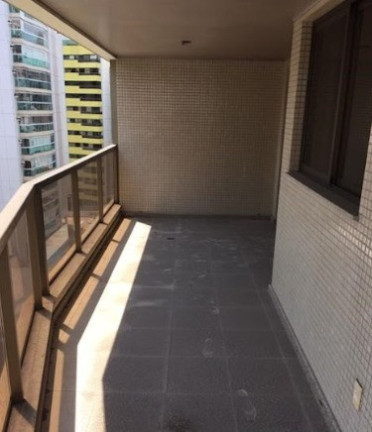 Imagem Imóvel com 4 Quartos à Venda, 140 m² em Praia Da Costa - Vila Velha Imagem Imóvel com 4 Quartos à Venda, 140 m² em Praia Da Costa - Vila Velha