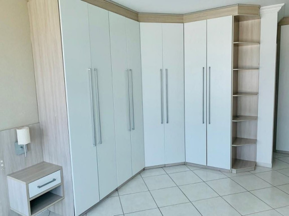 Imagem Sobrado com 3 Quartos à Venda, 185 m² em Ariribá - Balneário Camboriú Imagem Sobrado com 3 Quartos à Venda, 185 m² em Ariribá - Balneário Camboriú
