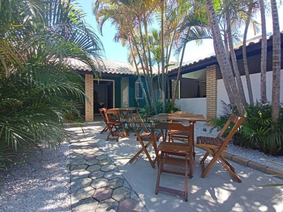 Imagem Casa com 6 Quartos à Venda, 260 m² em Rio Vermelho - Florianópolis